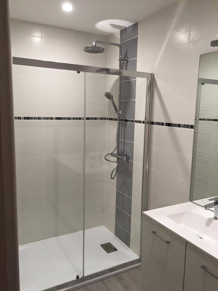 douche-paroi-verre